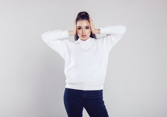 White Solid Hooded Sweatshirt for Women