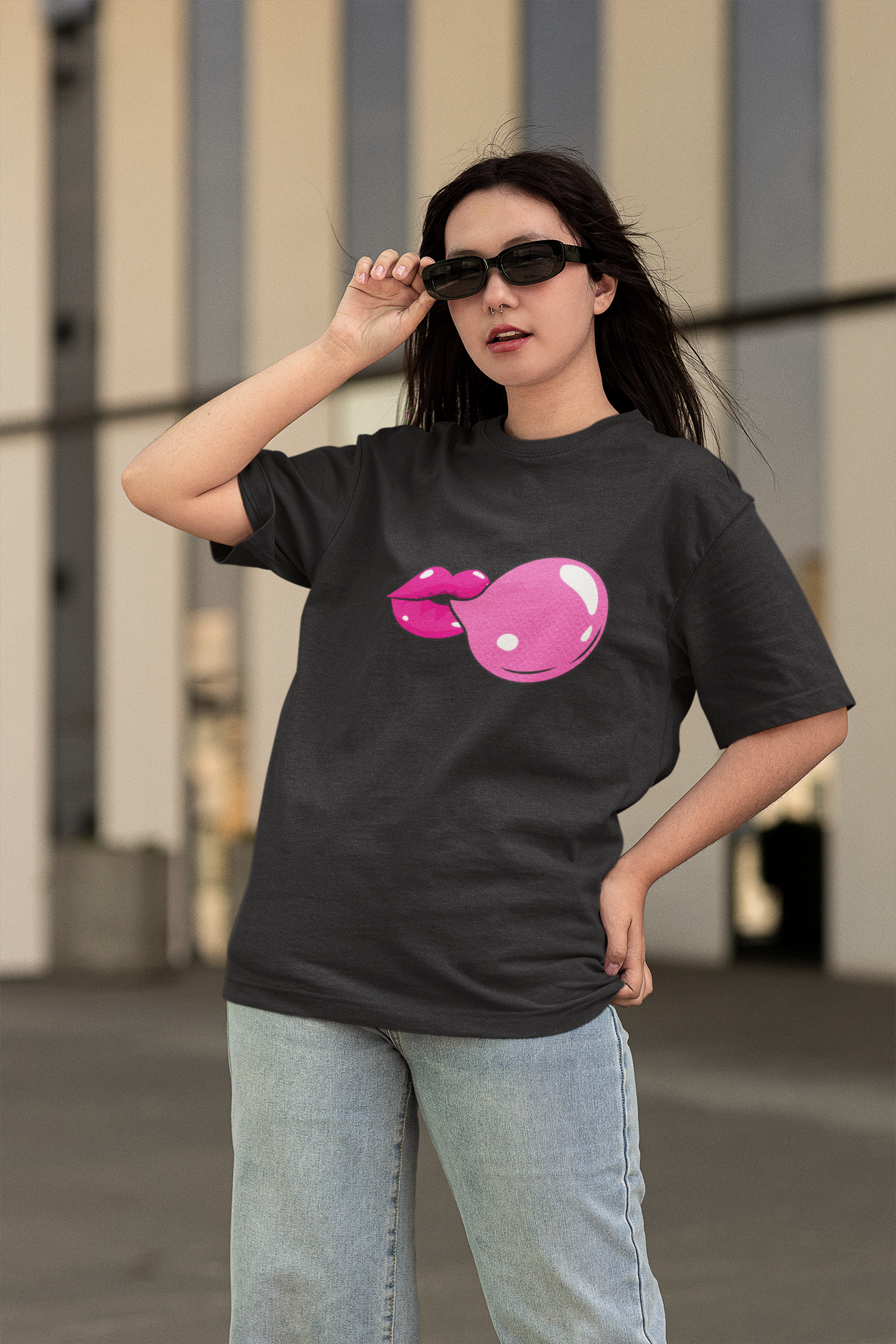 Bubble gum Black Oversized Fit Unisex T-Shirt